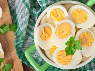 Как сварить яйцо без нагревания: гениальный лайфхак