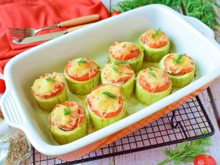 Легко та поживно: рецепт фаршированих кабачків, запечених у духовці