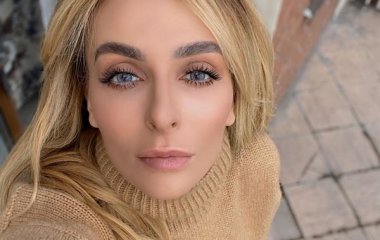 Округлившийся живот Екатерины Варнавы навел на определенные подозрения