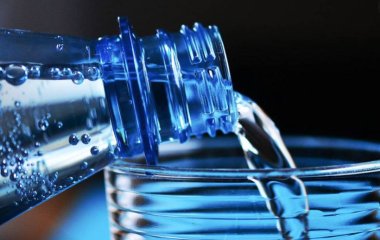 Лікарка пояснила, чому потрібно пити теплу воду натще.