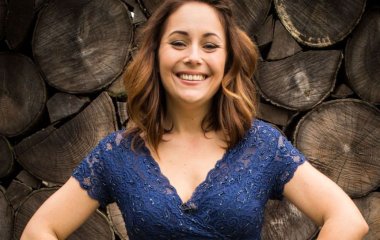 Даша Малахова показала младшего на 10 лет возлюбленного и поздравила его с важным праздником