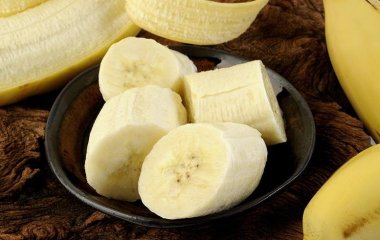 Сомнолог назвав продукти, що сприяють міцному сну