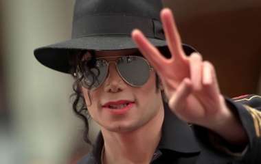 Руководством канала BBC принято решение, изъять из эфира клипы Майкла Джексона 