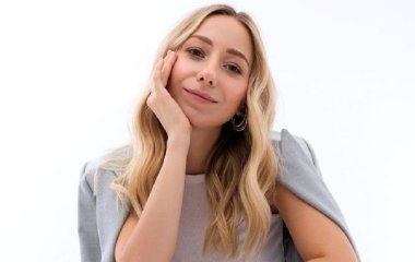 Жена Виктора Павлика впервые уколола ботокс и показала отечное лицо