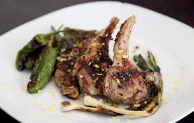 Бараньи котлеты на косточке