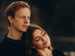 Вагітна Тишкевич і Томусяк купили дім у Києві за понад 5 млн грн: який вигляд має оселя