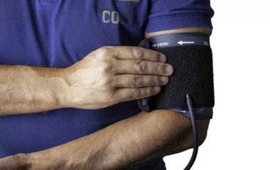 Як стабілізувати тиск: лікар-терапевт розповів, як без таблеток упоратися з гіпертонією