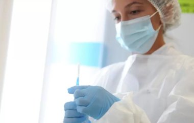Вакцина не послаблює наш імунітет, а успішно навчає його розпізнавати ворога