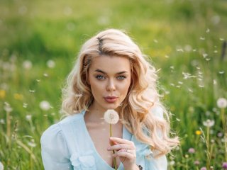 Аліна Гросу заспівала про розлуку та зізналася, чим натхненна: 