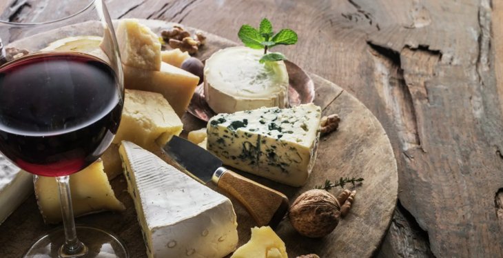 Лікар розповіла, з чим категорично заборонено поєднувати вино
