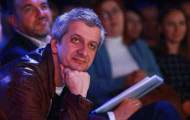 Константин Богомолов заметно похудел перед свадьбой