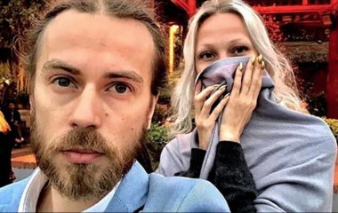 Вдова Децла вернулась жить в его квартиру