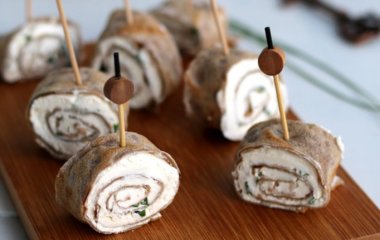 Рулетики с мягким творогом