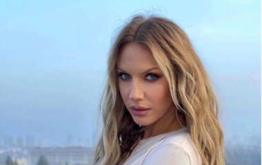 Леся Никитюк кардинально изменила цвет волос и шокировала сходством с Роксоланой