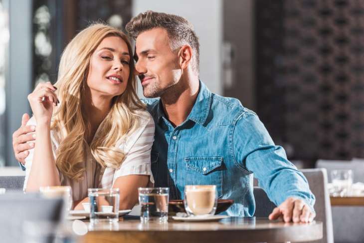 5 советов, которые помогут влюбить в себя мужчину на первой встрече