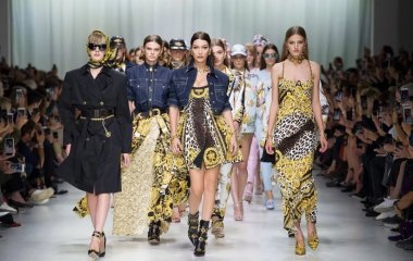 Мужская коллекция Версаче осень-зима 2019-2020, фото