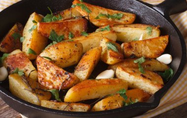 С золотой корочкой: 7 секретов вкусной и хрустящей жареной картошки