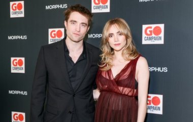 Роберта Паттинсона с беременной Сьюки Уотерхаус заметили на прогулке (фото)