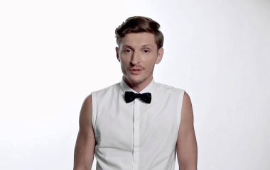 Павел Воля сходил к супруге на работу