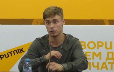 Александра Головина вынуждают пройти тест на отцовство 