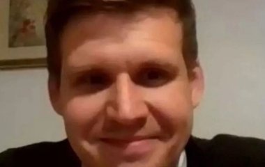 Директор школи займався сексом із колегою в шафі для мітел (фото)
