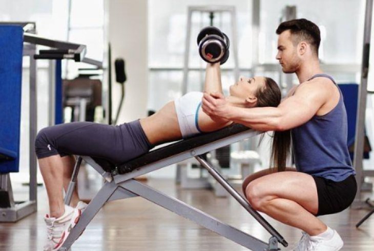 Где найти дешевые услуги по посещению тренажёрного зала