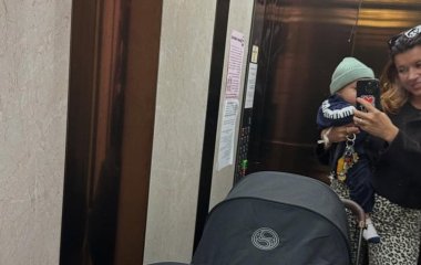 Дружина MONATIK показала прогулянку з однорічним сином в укритті: