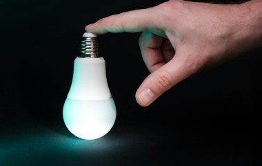 Світло у вашій квартирі може впливати на метаболізм: що не так із LED-лампами