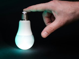 Світло у вашій квартирі може впливати на метаболізм: що не так із LED-лампами
