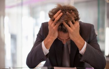 Експерти назвали головні ознаки професійного вигоряння