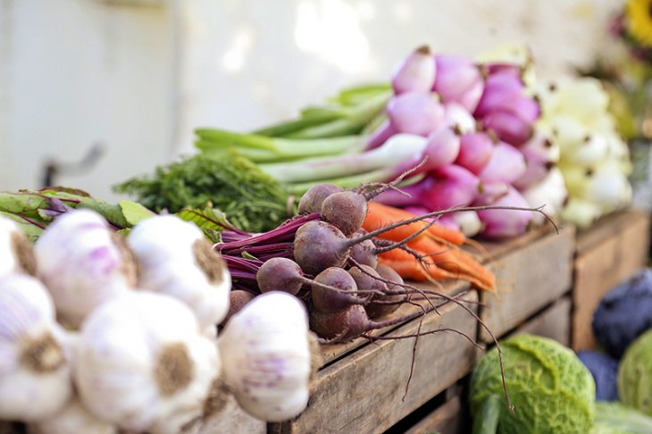 Дієтолог перерахувала шкідливі та корисні для печінки продукти.