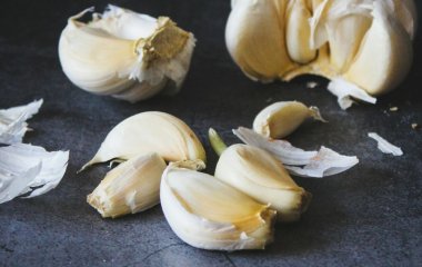 В якому вигляді найкорисніше їсти часник: запам'ятайте, якщо піклуєтесь про здоров'я