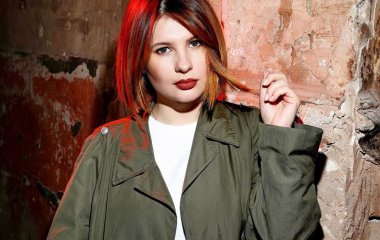 «Что я сделала с лицом?»: Анна Цуканова-Котт рассказала об экспериментах над внешностью