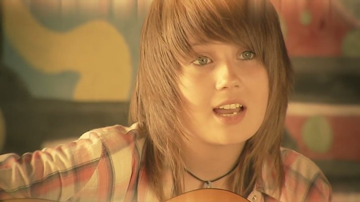 Клава Кока презентовала новую песню