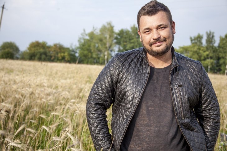 Сергей Жуков готовится встречать осень