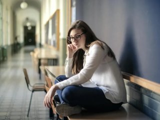 Преодоление комплексов: как принять себя и повысить свою уверенность