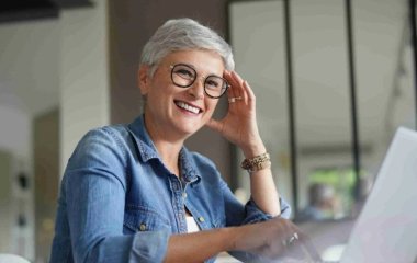 Що, на думку роботодавців, заважає українцям після 50 років працевлаштуватися — які навички чи їх відсутність