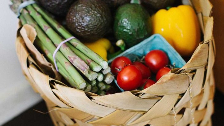 Ніколи їх не варіть: які овочі не можна термічно обробляти