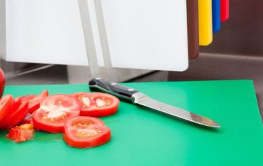 Що означають кольори кухонних дошок: виявляється це не просто яскравий дизайн