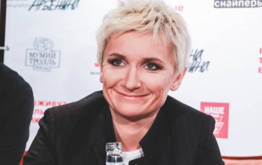 Диана Арбенина хочет усыновить ребенка
