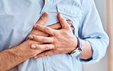 Запаморочення, біль у ногах, задишка: німецькі кардіологи назвали симптоми інфаркту