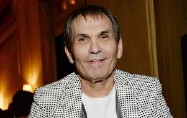 Бари Алибасов готовит завещание