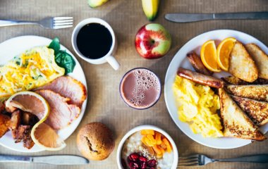 Только не утром: 5 продуктов, которыми опасно завтракать