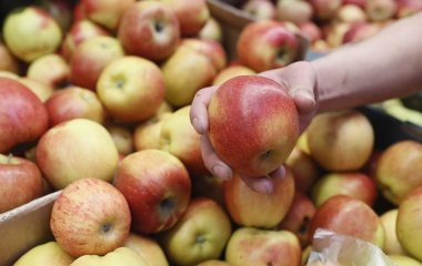 Дієтолог розповіла про денну норму споживання яблук