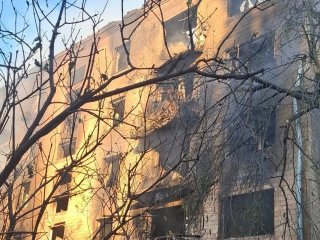 Квартири двох режисерів постраждали внаслідок обстрілу Києва: одна повністю згоріла, в іншій уламок влучив у дитячу