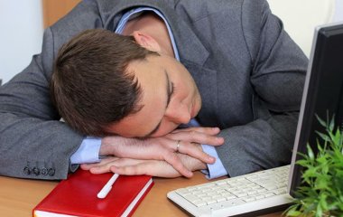 Експерт розповів лайфхакі по боротьбі з недосипанням