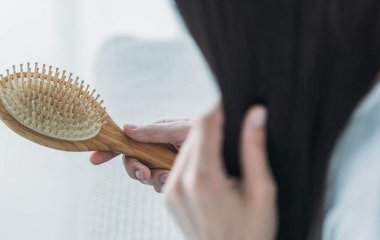 Ендокринолог назвала зовнішні ознаки гормонального збою