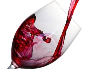 3 напої, які допомагають запобігти утворенню тромбів