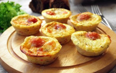 Овощные запеканки с шапочкой из моцареллы