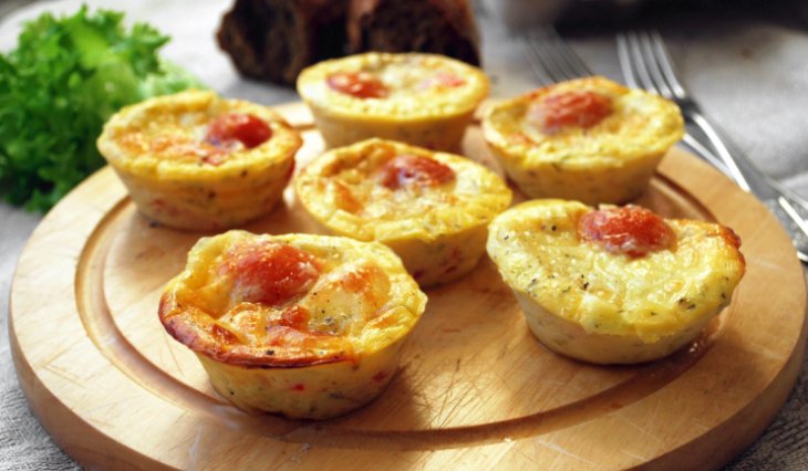Овощные запеканки с шапочкой из моцареллы